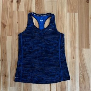 💥 2/$10 Nike workout tank